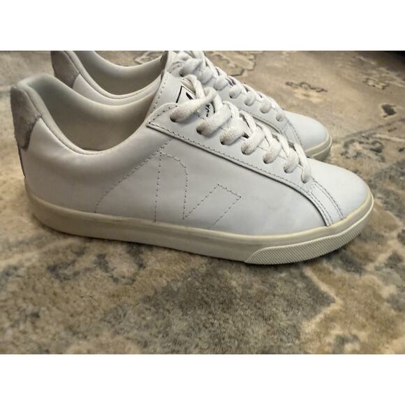 VEJA Shoes - VEJA Low Esplar Leather Lace-Up Sneakers | White Great Condition Size 5 EUR 36